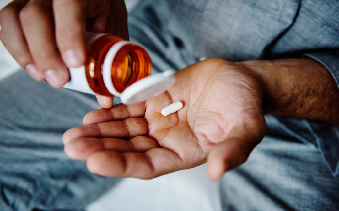 Opioids and Pain Management: Navigating the Benefits and Risks